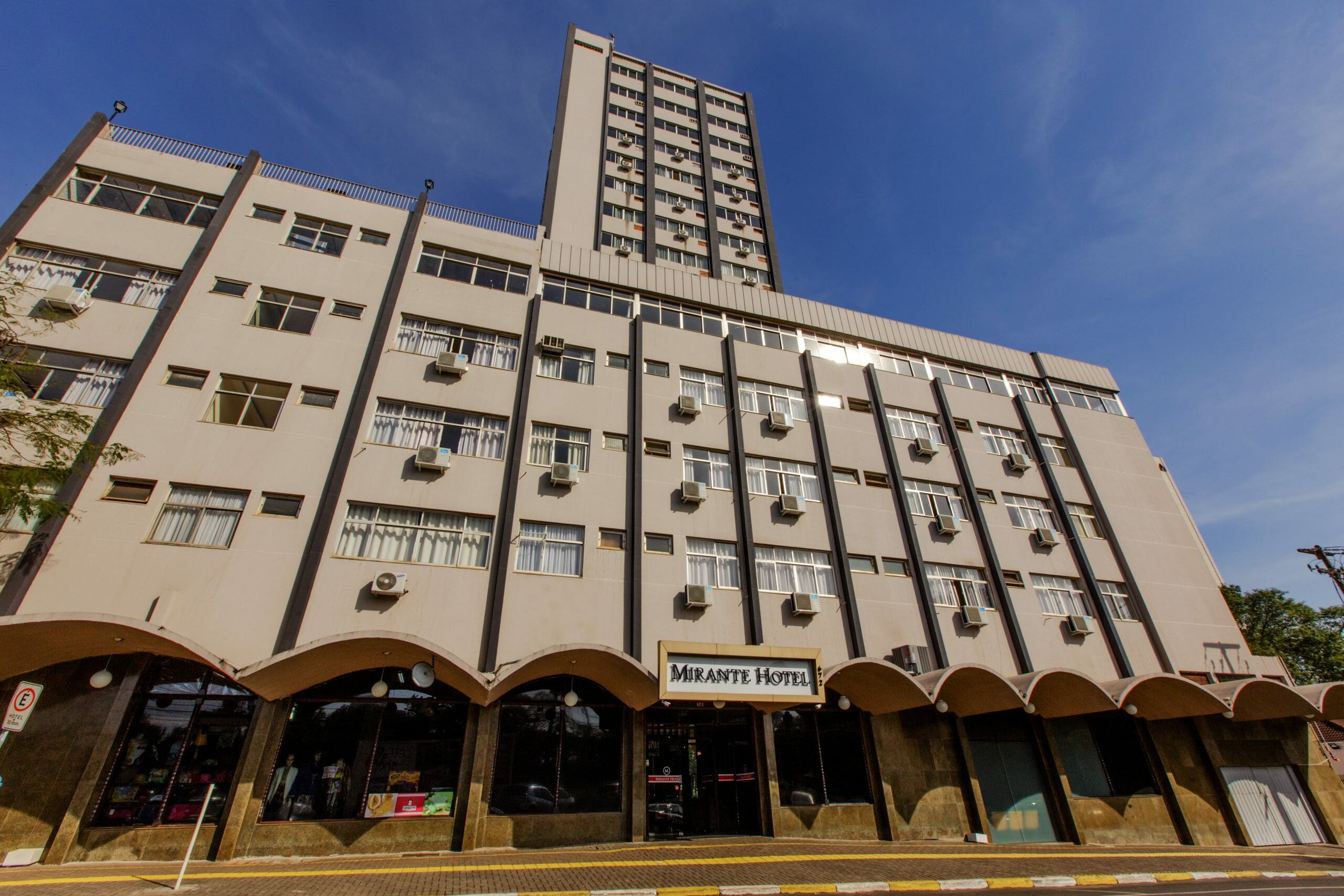 Procurando por hotel no centro de Foz do Iguaçu? O Mirante Hotel é a sua melhor opção! Mirante Hotel